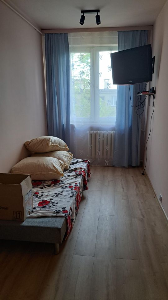 Mieszkanie 3-pokojowe Kraków Czyżyny, os. Kazimierzowskie. Zdjęcie 3