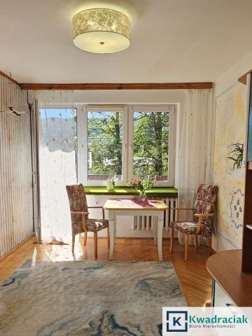 Mieszkanie 3-pokojowe Ustrzyki Dolne, ul. Słoneczna. Zdjęcie 1