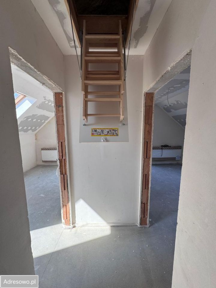 bliźniak, 5 pokoi Baniocha, ul. Piwna. Zdjęcie 3