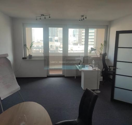 Mieszkanie 4-pokojowe Warszawa Wola, ul. Leszno. Zdjęcie 1