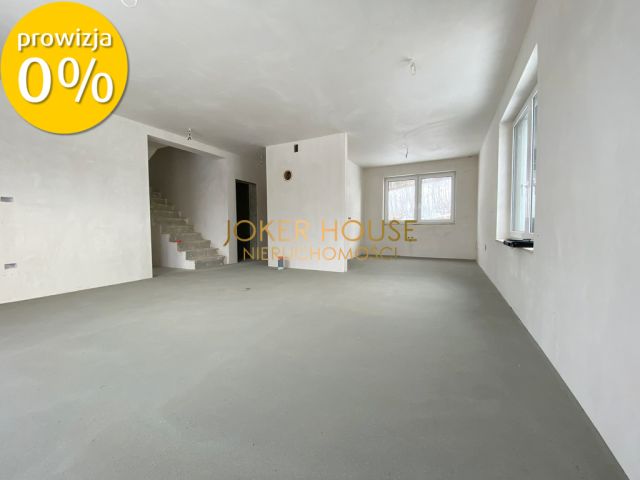 dom wolnostojący, 6 pokoi Strzyżów. Zdjęcie 3