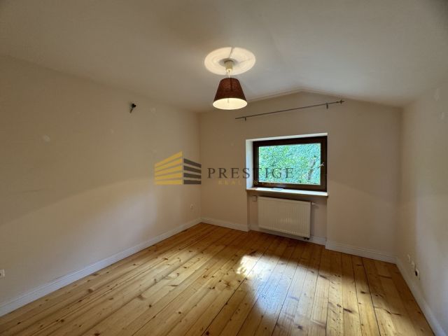 dom wolnostojący, 6 pokoi Milanówek. Zdjęcie 9