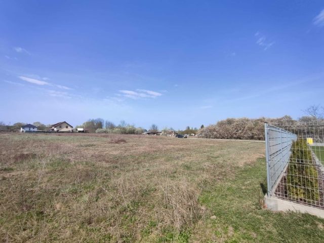 Działka budowlana Uwieliny. Zdjęcie 1