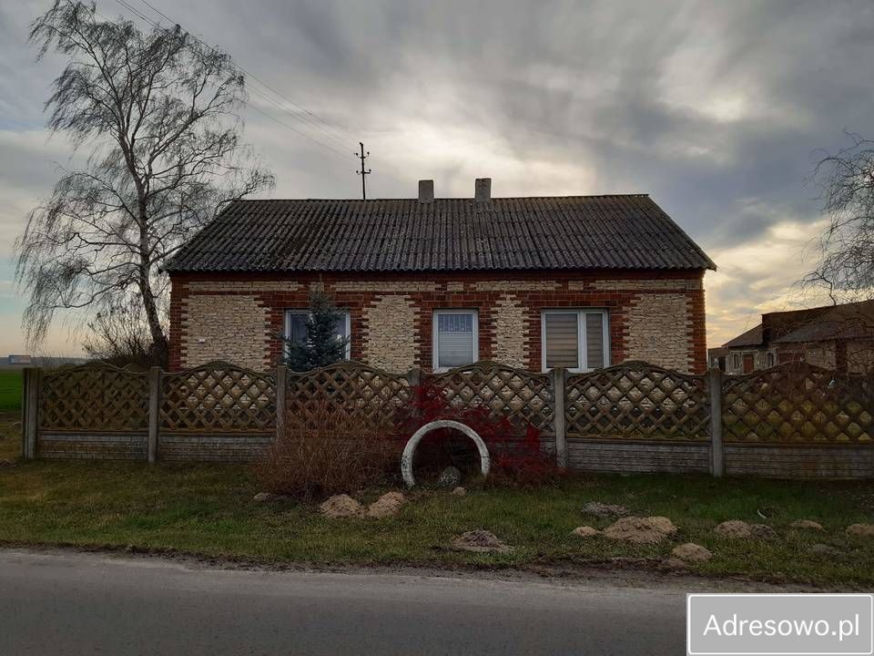 dom wolnostojący Wola-Dąbrowa, Wola-Dąbrowa