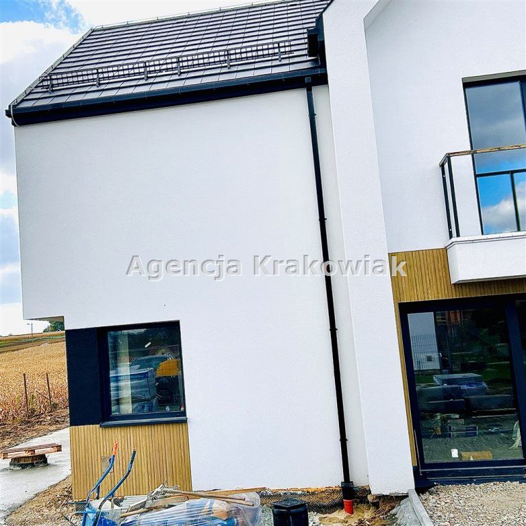 bliźniak, 5 pokoi Bibice. Zdjęcie 5