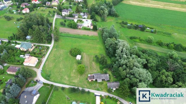 dom wolnostojący, 2 pokoje Trzcinica. Zdjęcie 1