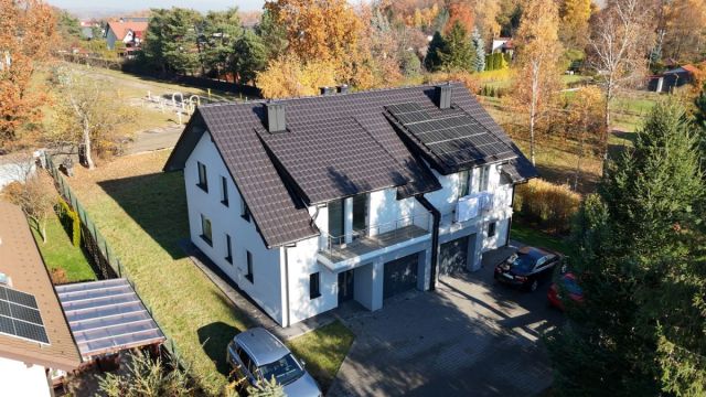 bliźniak, 4 pokoje Śledziejowice. Zdjęcie 2