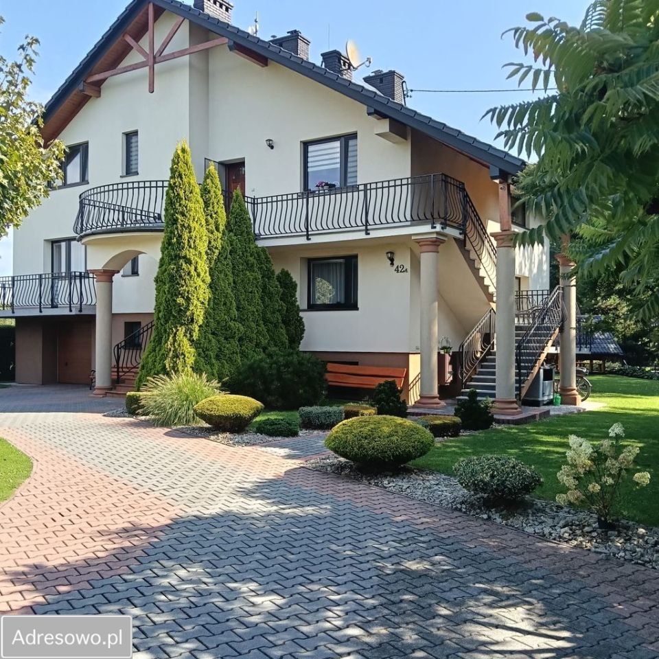 dom wolnostojący, 10 pokoi Bestwinka. Zdjęcie 1