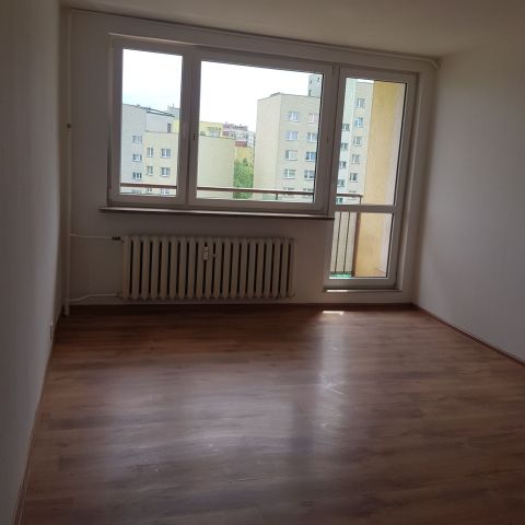 Mieszkanie 4-pokojowe Dąbrowa Górnicza Mydlice, ul. Legionów Polskich. Zdjęcie 1