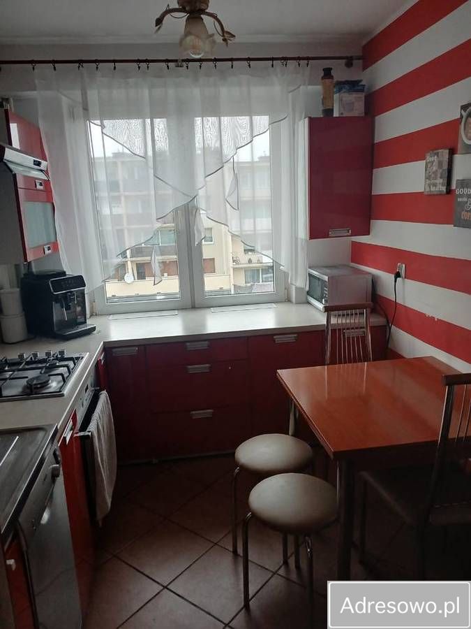 Mieszkanie 3-pokojowe Żary. Zdjęcie 5