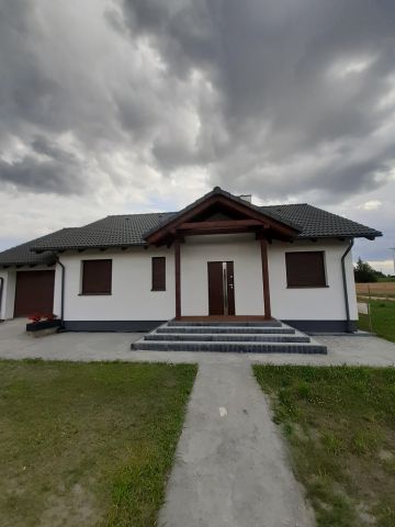 dom wolnostojący, 4 pokoje Stanisławka, ul. Bocianowa. Zdjęcie 1