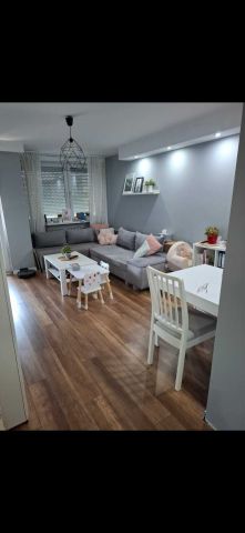 Mieszkanie 3-pokojowe Strzelce Opolskie, os. Piastów Śląskich. Zdjęcie 1