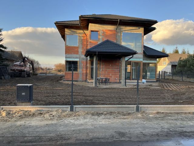 dom wolnostojący Nowy Dziekanów. Zdjęcie 1