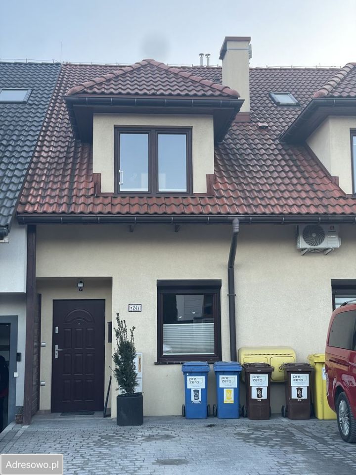 dom szeregowy, 4 pokoje Bielsko-Biała Kamienica, ul. Rotmistrza Witolda Pileckiego. Zdjęcie 1