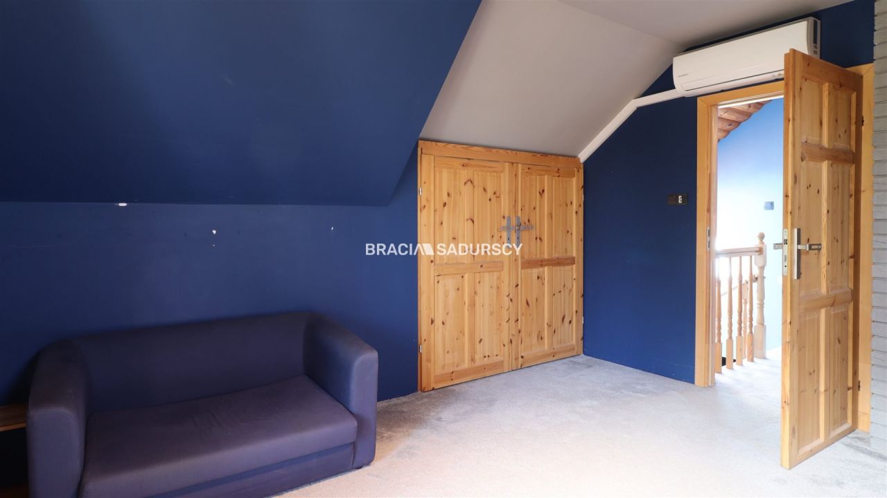 dom, 4 pokoje Kamionna. Zdjęcie 34