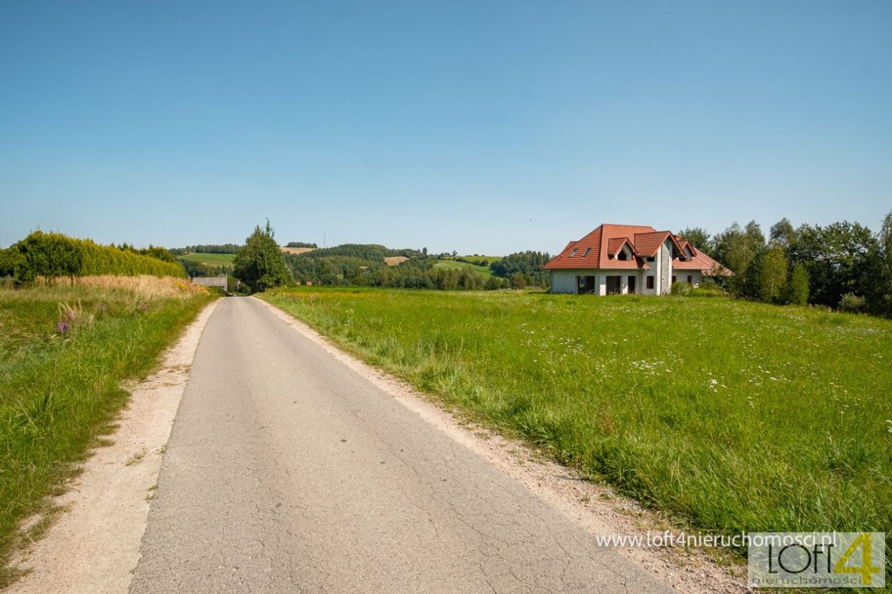 dom wolnostojący, 10 pokoi Uniszowa. Zdjęcie 6