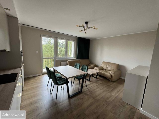 Mieszkanie 3-pokojowe Konin, os. Legionów. Zdjęcie 1