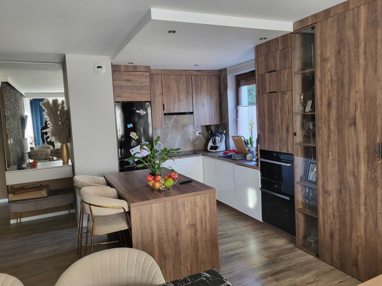 Mieszkanie 3-pokojowe Żary. Zdjęcie 3