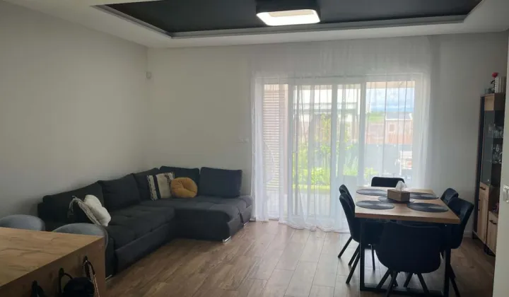 bliźniak, 3 pokoje Mrowino