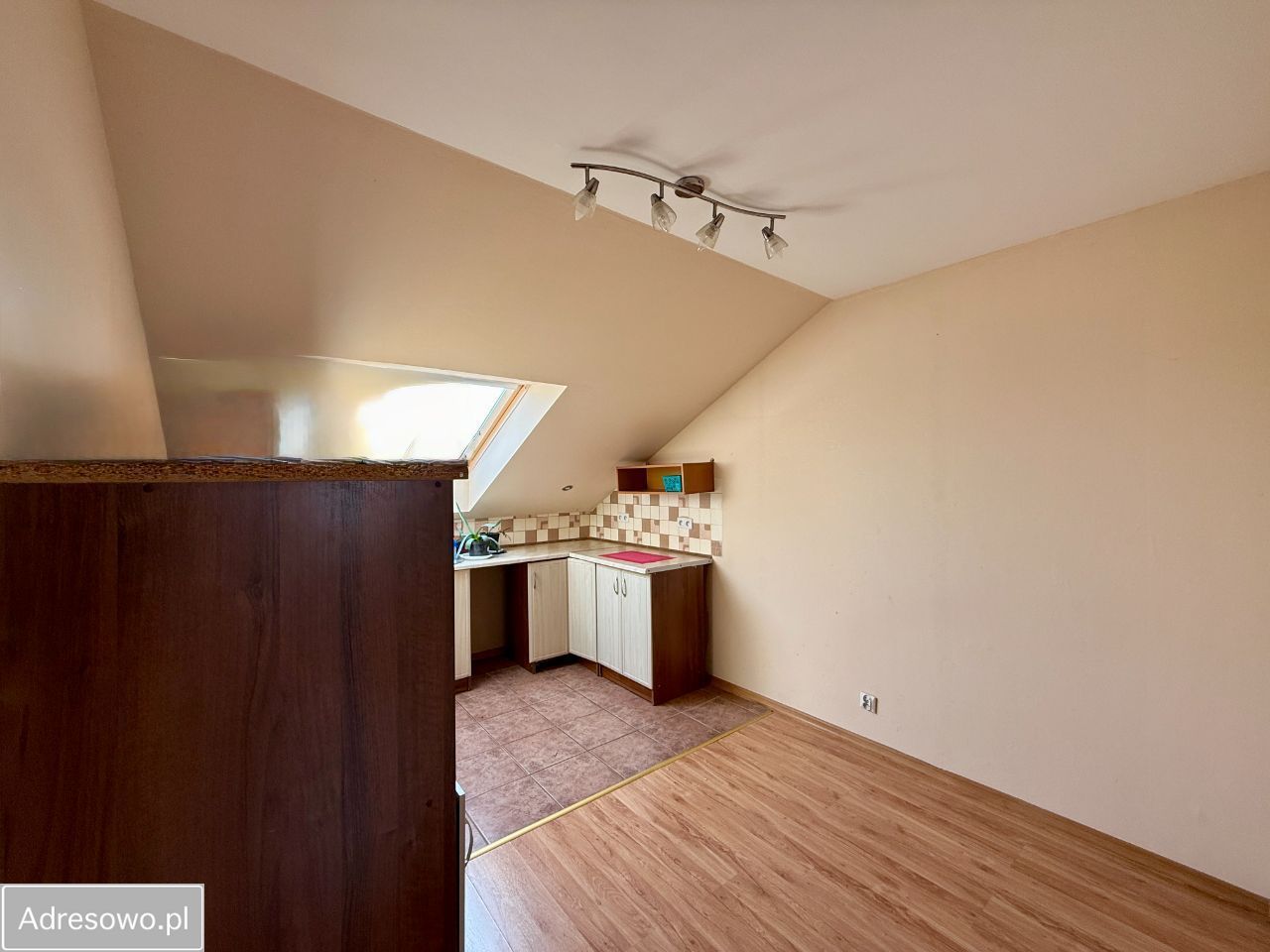 bliźniak, 6 pokoi Szprotawa. Zdjęcie 17