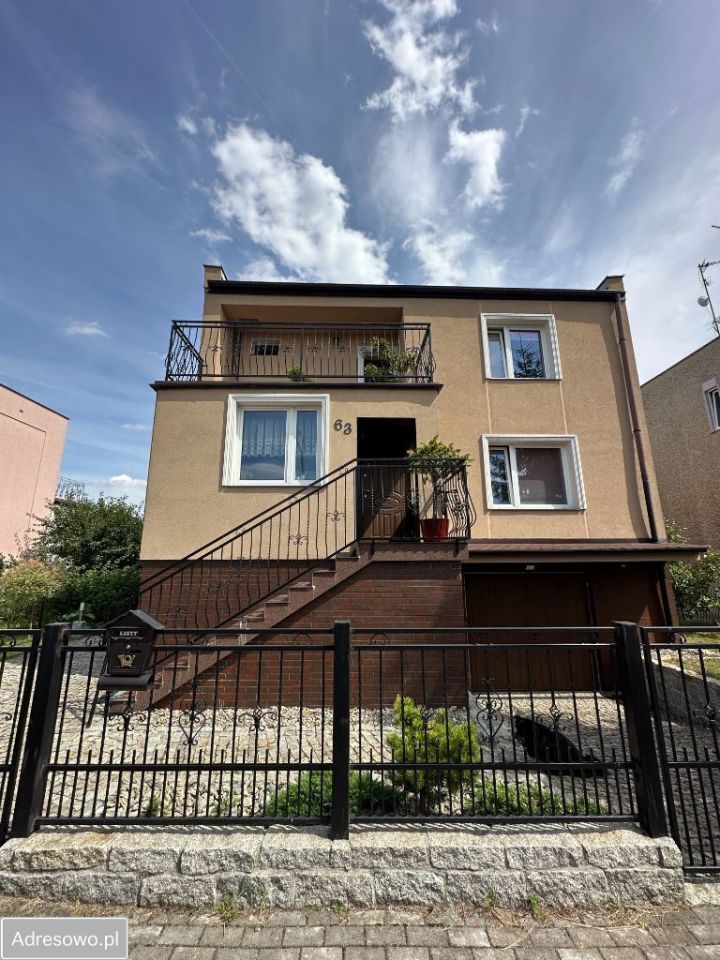 dom wolnostojący, 4 pokoje Legnica, ul. Lipowa