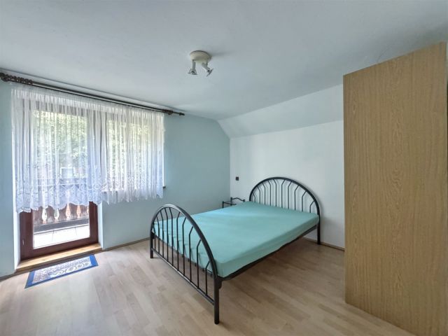 dom wolnostojący, 10 pokoi Berest. Zdjęcie 14