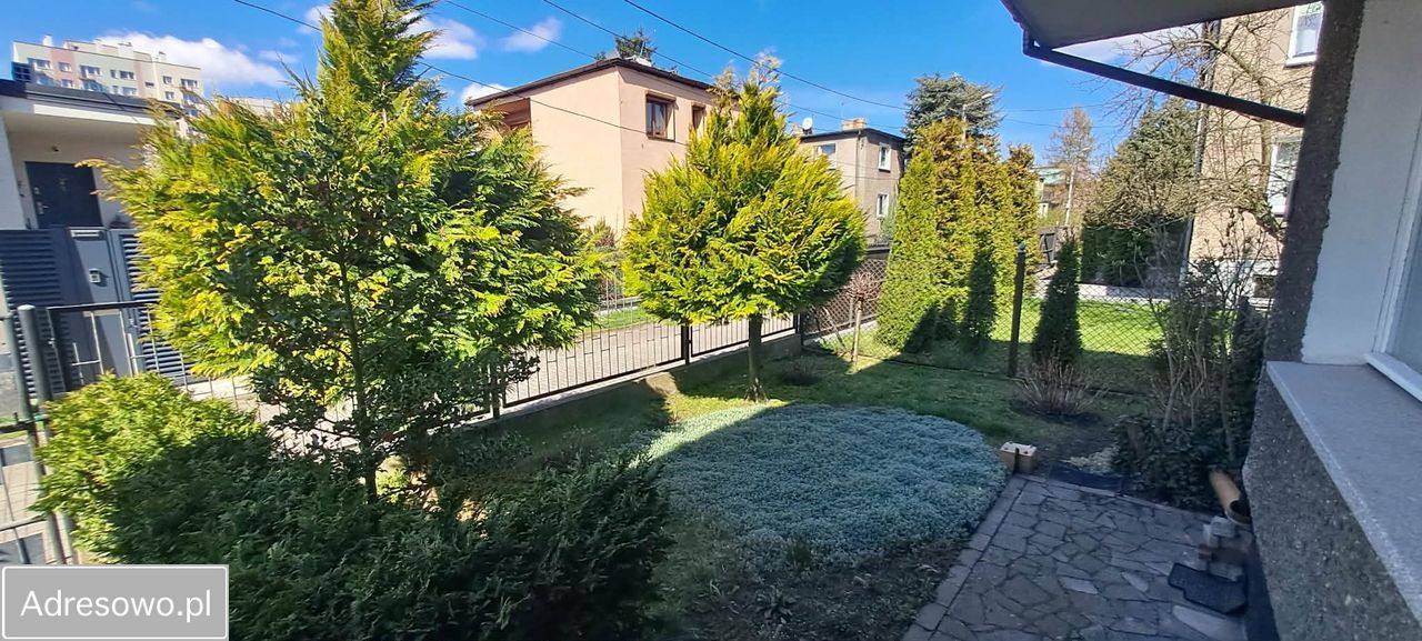 dom wolnostojący, 5 pokoi Chorzów Batory, ul. Jesionowa. Zdjęcie 2