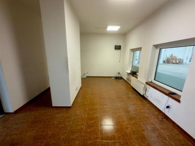 Hala/magazyn Wrocław Krzyki, Wrocław Opolska Hala z suwnicą 8T ogrzewana +biur. Zdjęcie 7