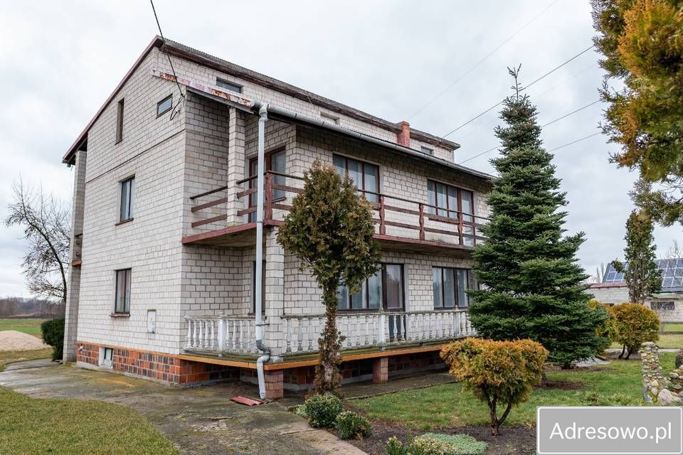 dom wolnostojący, 7 pokoi Święciec. Zdjęcie 1