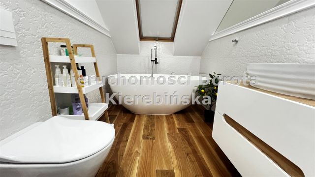 dom wolnostojący, 3 pokoje Tresta, ul. Dębowa. Zdjęcie 7