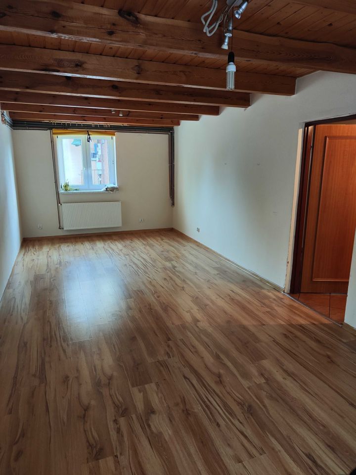 dom wolnostojący, 4 pokoje Węglew. Zdjęcie 4