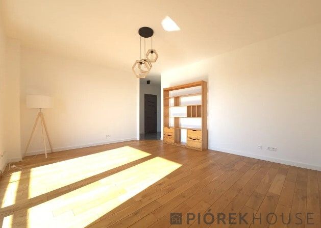 Mieszkanie 3-pokojowe Warszawa Praga-Południe, ul. Jugosłowiańska. Zdjęcie 4