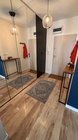 Mieszkanie 3-pokojowe Warszawa Wesoła. Zdjęcie 1