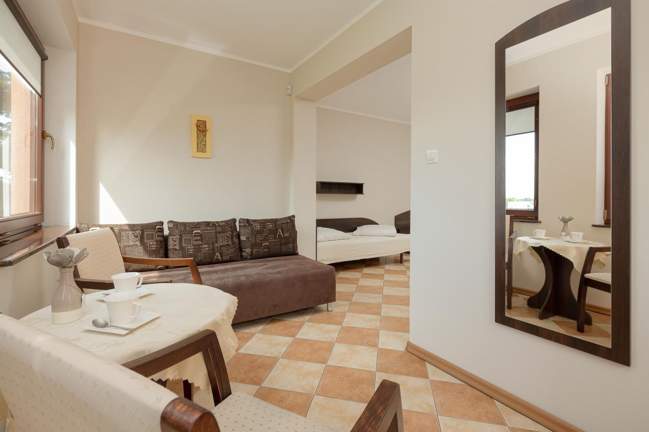 Hotel/pensjonat Rewal, ul. Szczęśliwa. Zdjęcie 6