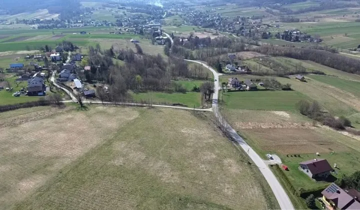 Działka budowlana Podniebyle