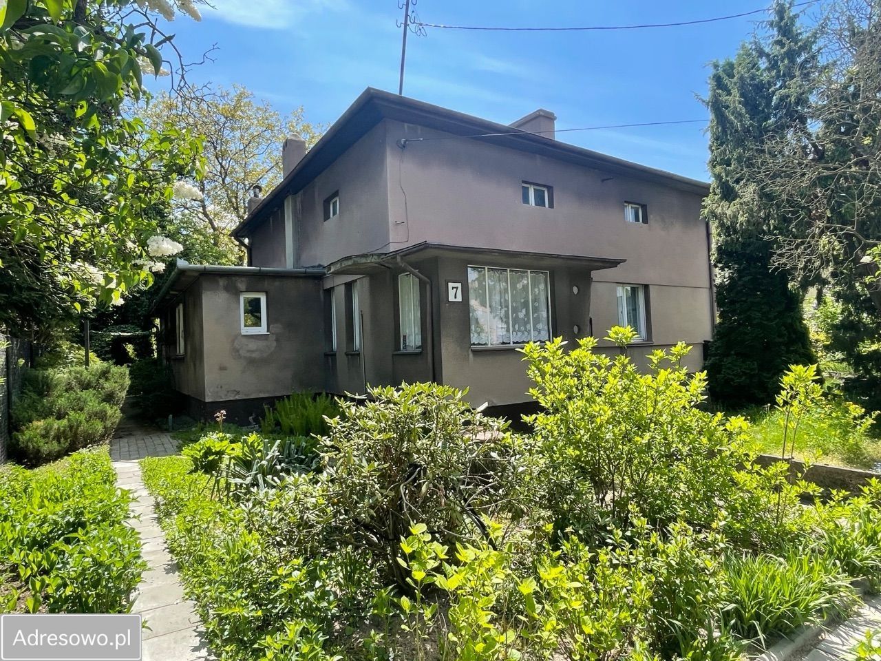 dom wolnostojący, 8 pokoi Łódź Radogoszcz, ul. Poziomkowa