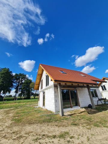 dom wolnostojący, 5 pokoi Świerzów. Zdjęcie 1