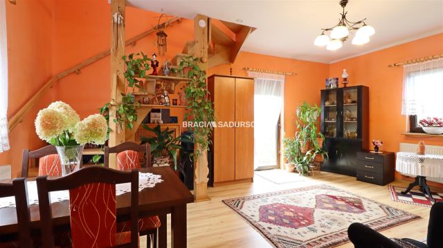 dom wolnostojący, 3 pokoje Sobolów. Zdjęcie 10