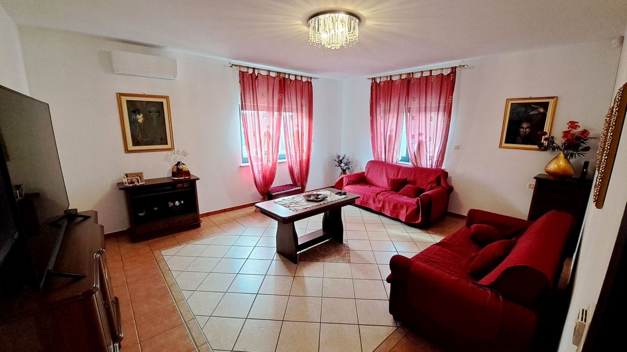 dom wolnostojący, 5 pokoi Bolesławiec, ul. Różana. Zdjęcie 13