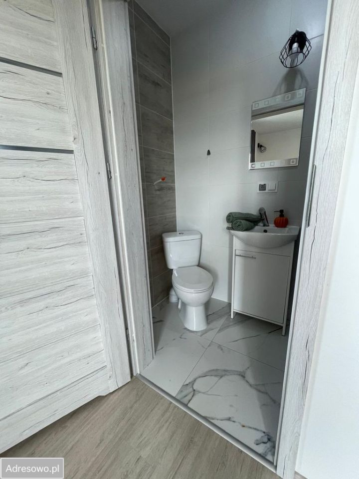 Mieszkanie 4-pokojowe Strzeżenice. Zdjęcie 5