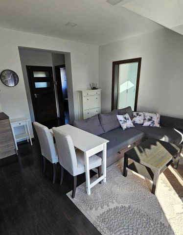 Mieszkanie 3-pokojowe Niepołomice, ul. Partyzantów. Zdjęcie 1