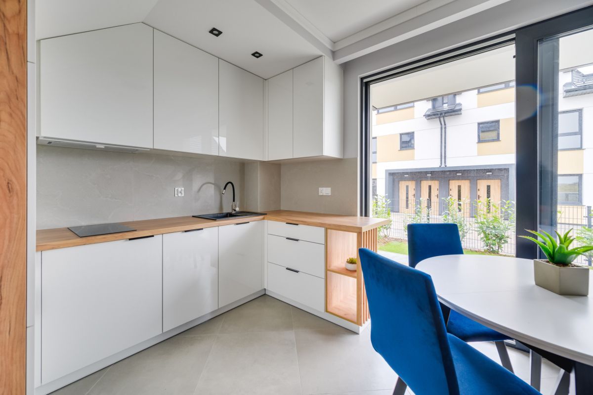 Mieszkanie 2-pokojowe Jastrzębia Góra. Zdjęcie 2