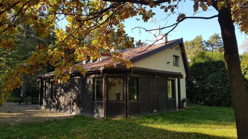 dom wolnostojący, 5 pokoi Konstancin-Jeziorna Chylice. Zdjęcie 2