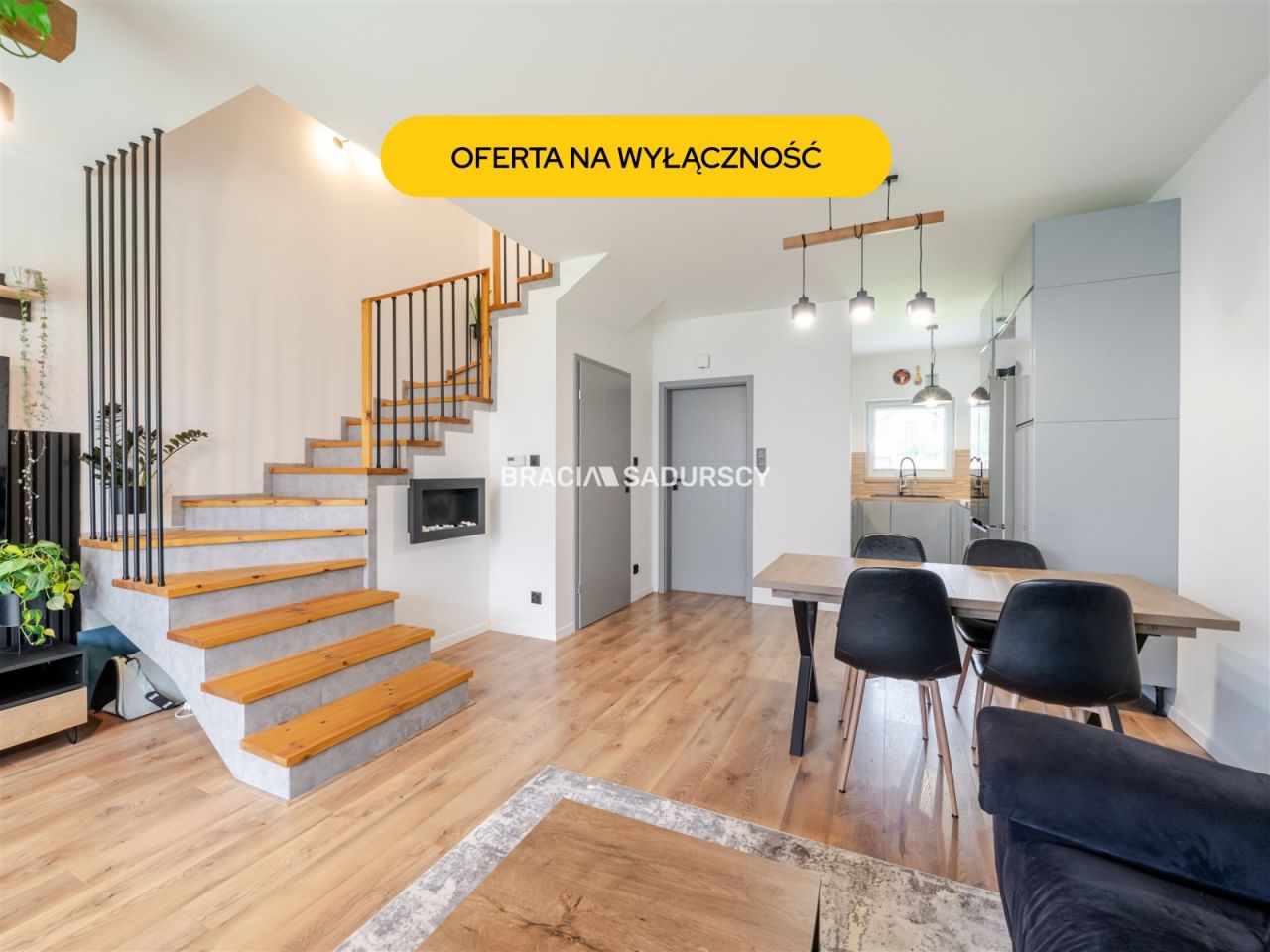 dom szeregowy, 5 pokoi Sułków. Zdjęcie 1