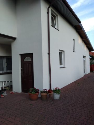 dom wolnostojący, 4 pokoje Łódź Bałuty, ul. Poselska. Zdjęcie 1