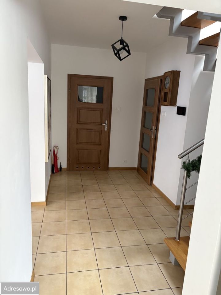 dom wolnostojący, 4 pokoje Jachranka. Zdjęcie 3