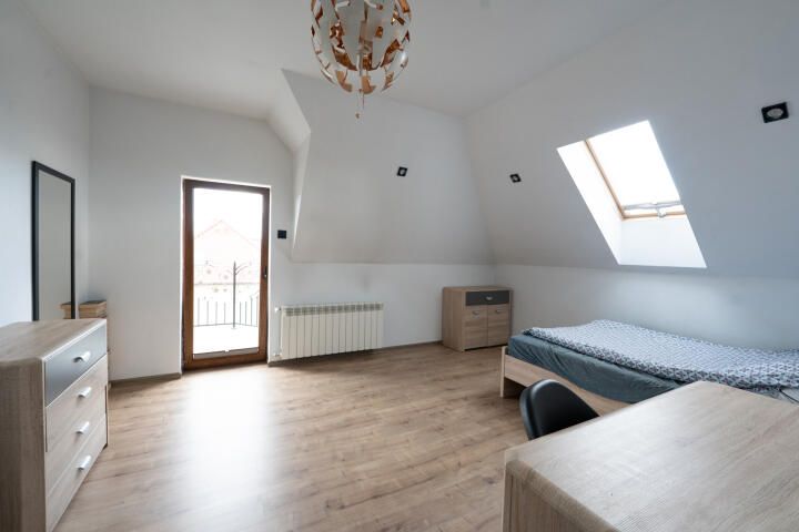 dom wolnostojący, 6 pokoi Wikielec. Zdjęcie 2