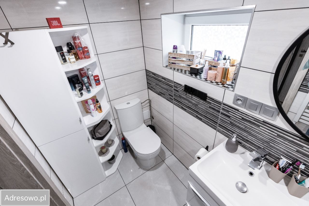 dom wolnostojący, 5 pokoi Lgiń. Zdjęcie 10