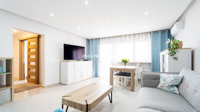 Mieszkanie 2-pokojowe Kraków Mistrzejowice, os. Mistrzejowice. Zdjęcie 2