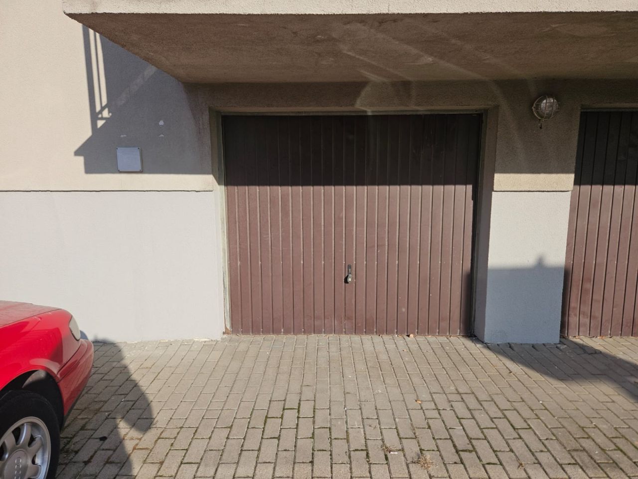 Garaż/miejsce parkingowe Brwinów, ul. Sochaczewska